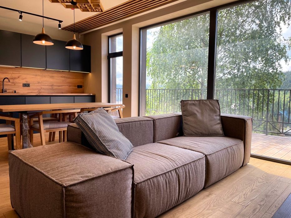 Продаються сучасні котеджі у комплексі у с. Поляниця.