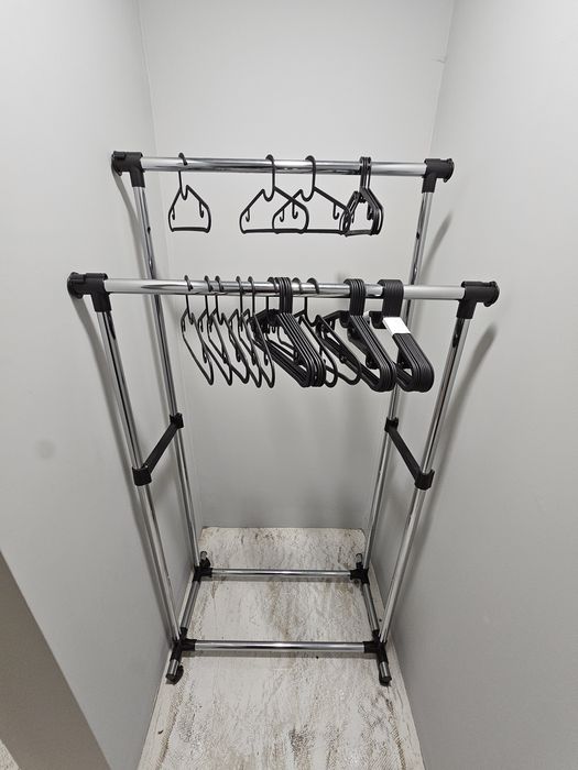 Cabideiro Extensível com rodas