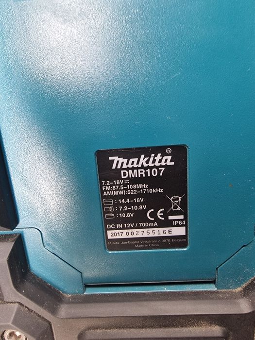 Makita DMR107 radio 18V