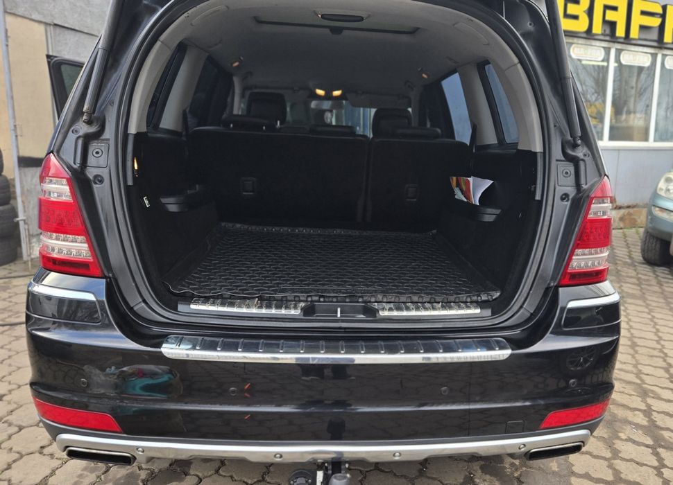 Mercedes-Benz GL-Class