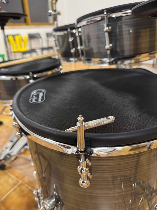 Bateria eletrónica - Millenium MPS1000 + Extras