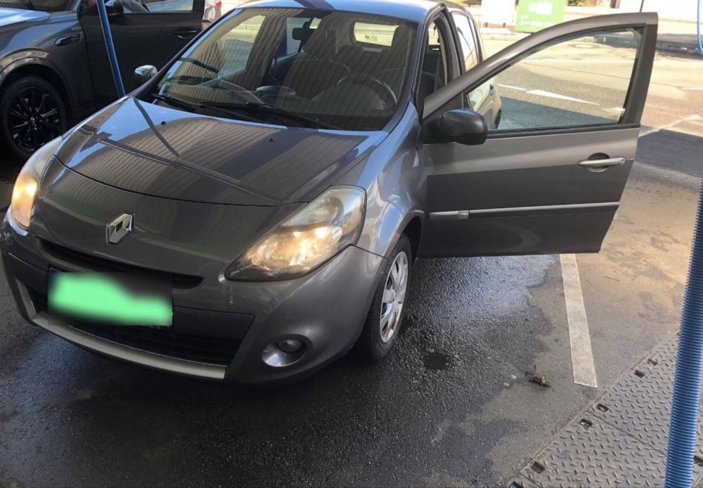 Renault Clio 3 anno 2011 Alemanha França