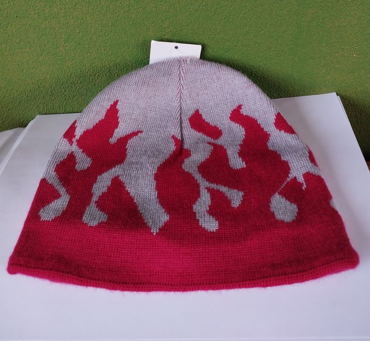 Carapuço, gorro. Novo