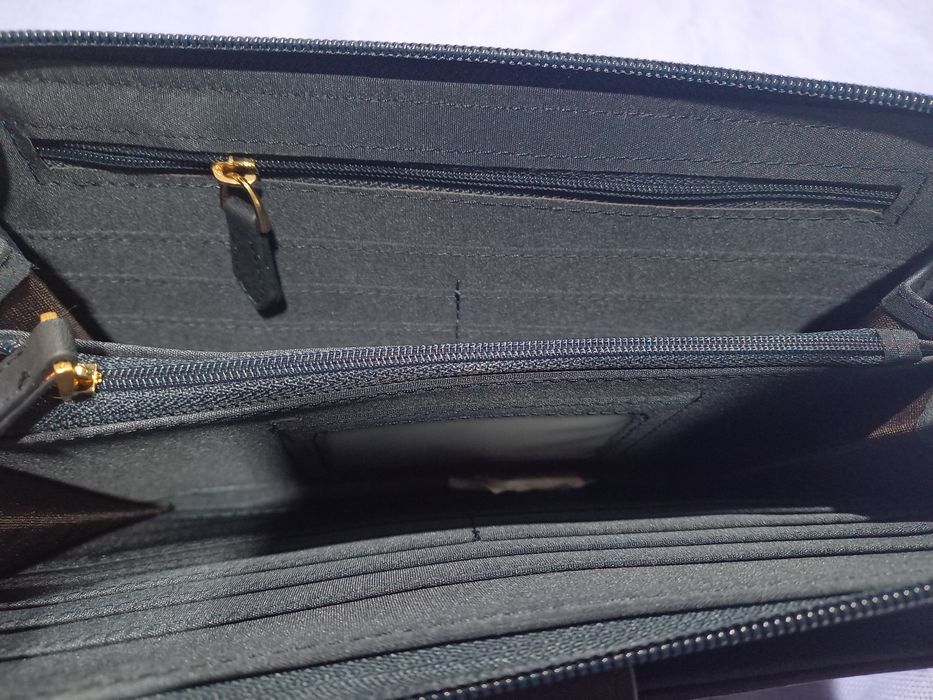 Carteira nunca usada