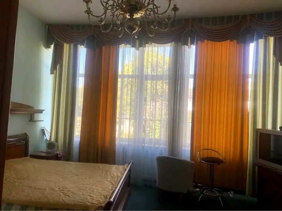ЕКСКЛЮЗИВНИЙ будинок 1200 м2 у Києві | Голосіївська | Терміново!