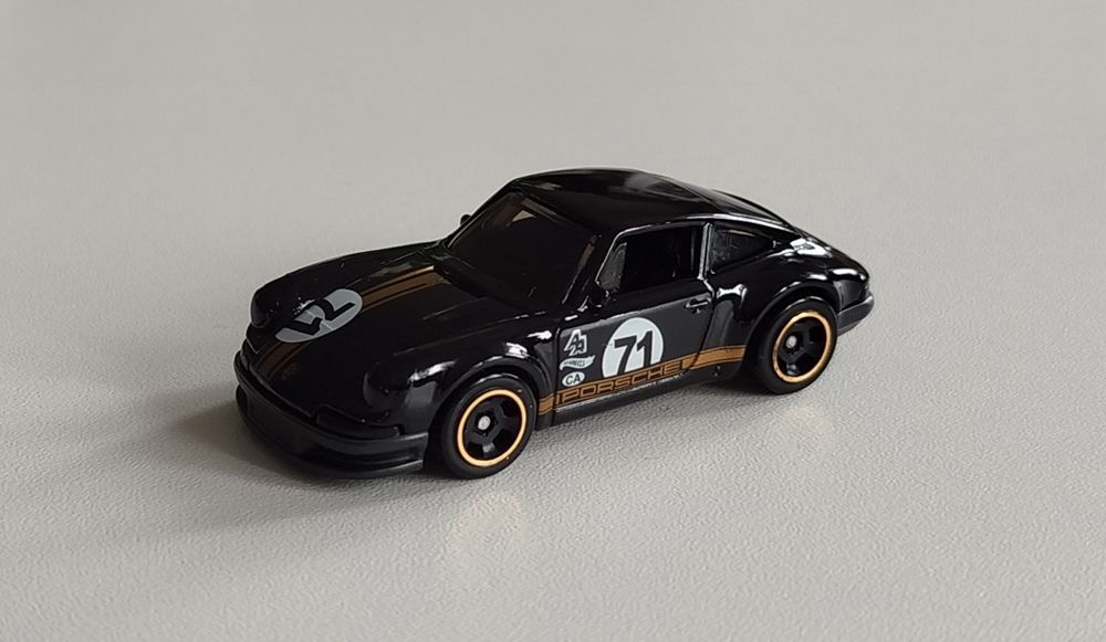 Hot Wheels '71 Porsche 911