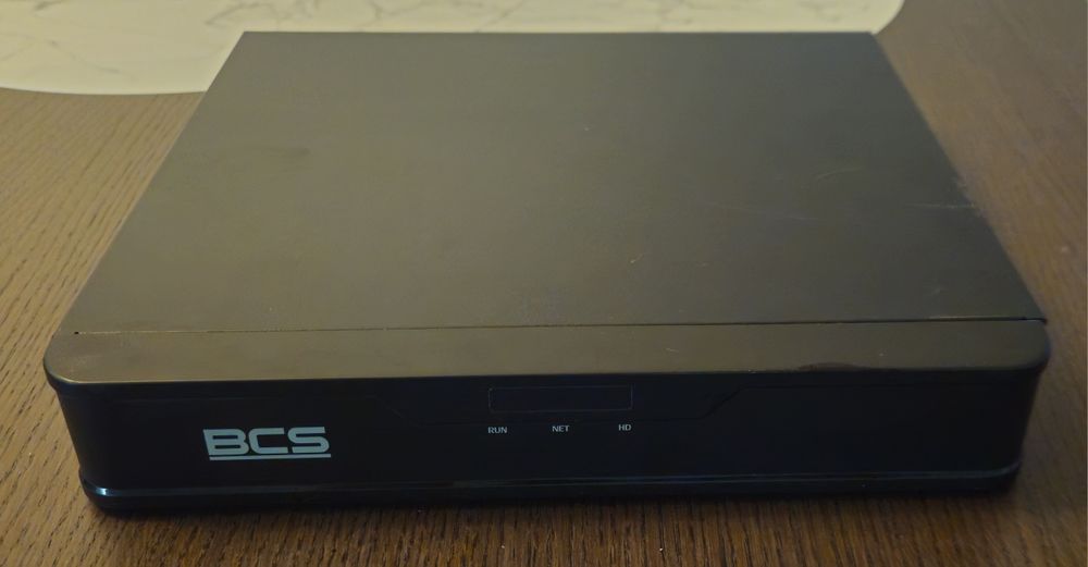 Rejestrator IP BCS P NVR0401 4KE 4P III