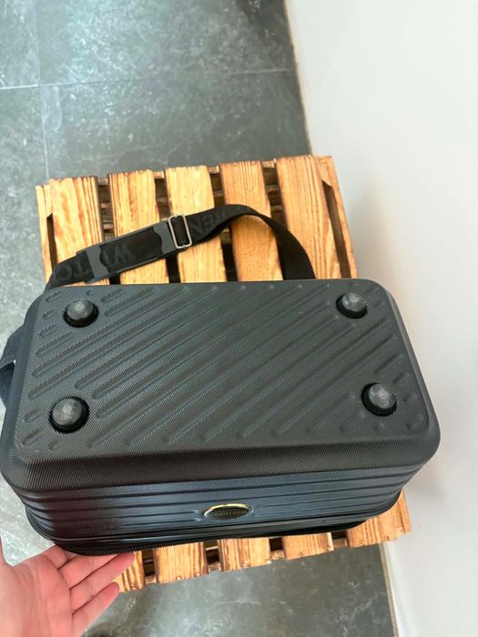 Kosmetyczka z ABS-u