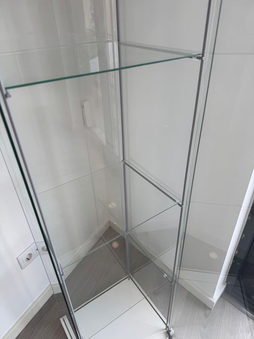 Vitrine / Estante Expositora em Vidro