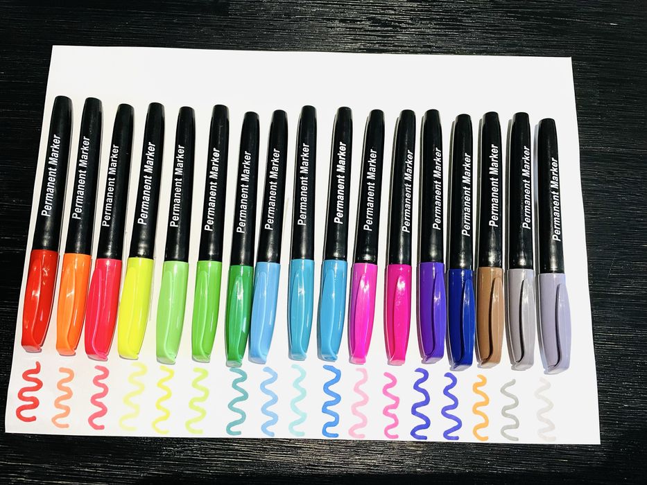 Conjunto de 17 Canetas Permanentes Multicor – Ponta Média