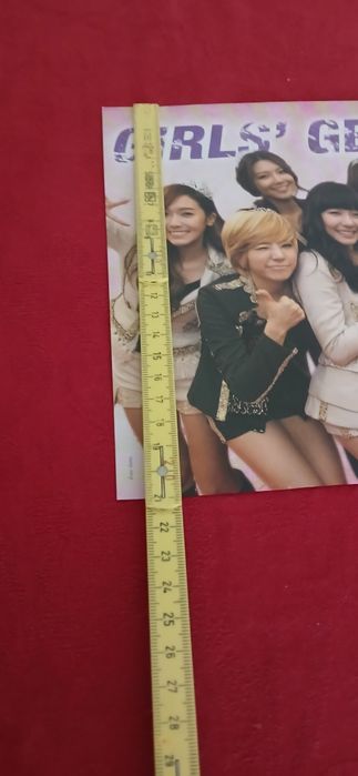 Poster Girls Generation/Selena Gomez