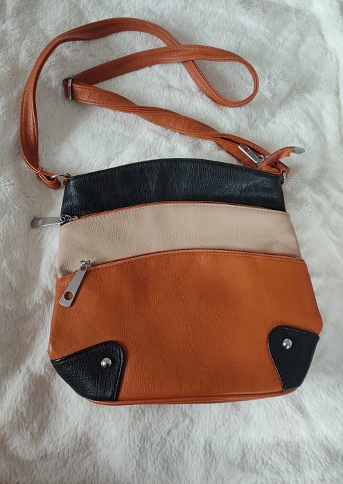 Torebka listonoszka czarno-beżowo-karmelowa