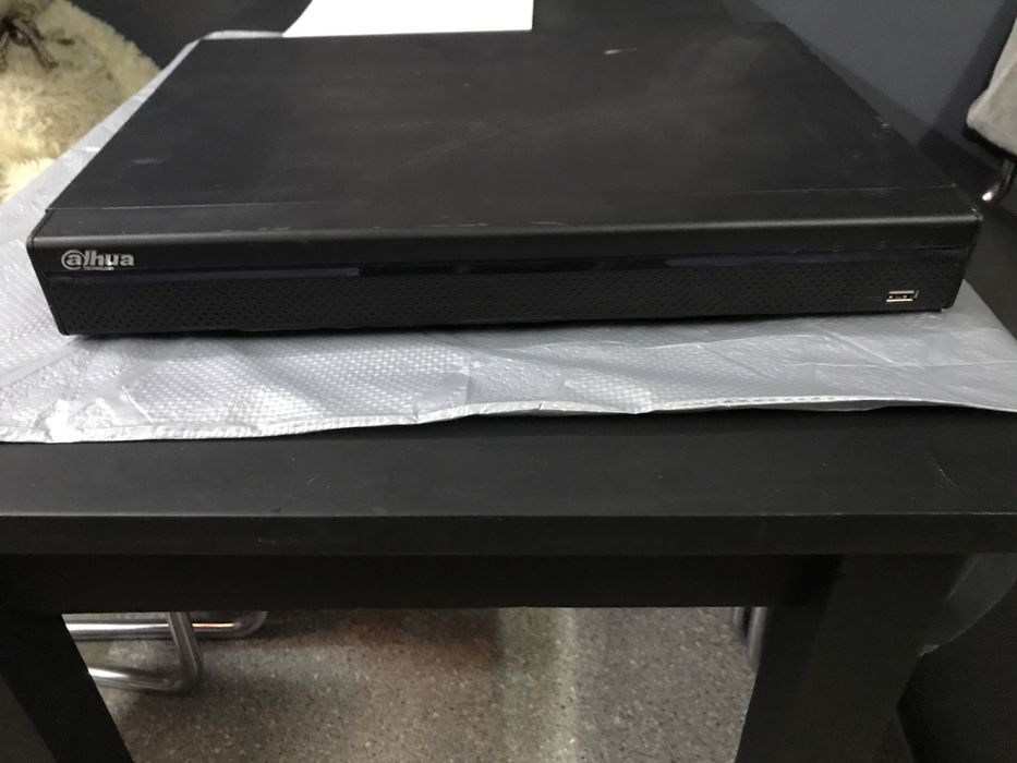 Продам видеорегистратор dhi nvr4232-4ks2