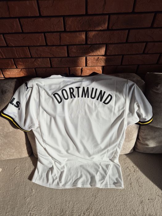 Sprzedam oryginalne koszulki Borussi Dortmund.