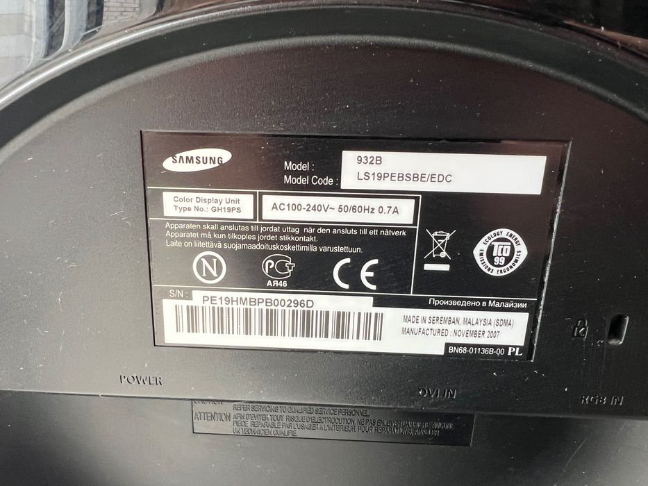 Монітор Samsung SyncMaster 932B