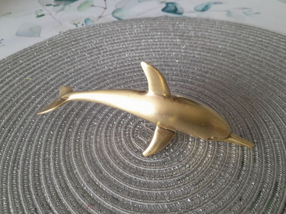 Delfina z pełnego mosiądzu dł 15cm