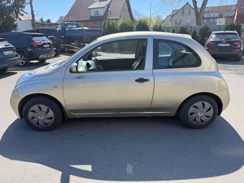 Nissan Micra 1.0 webasto
