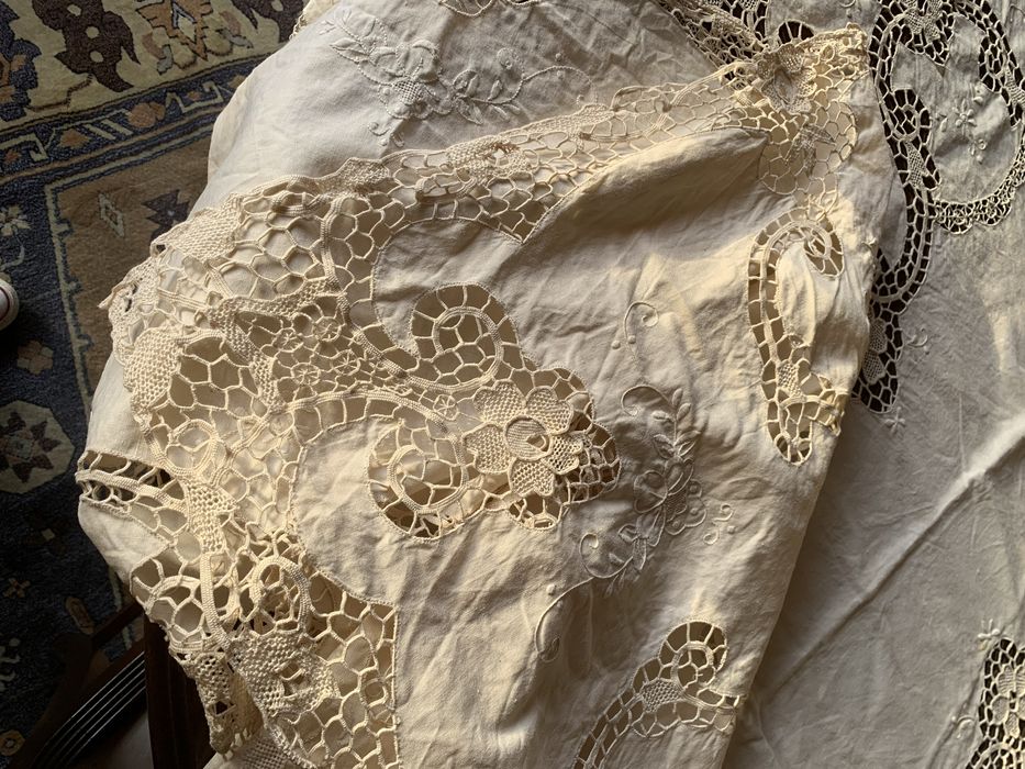 Toalha de linho bordada