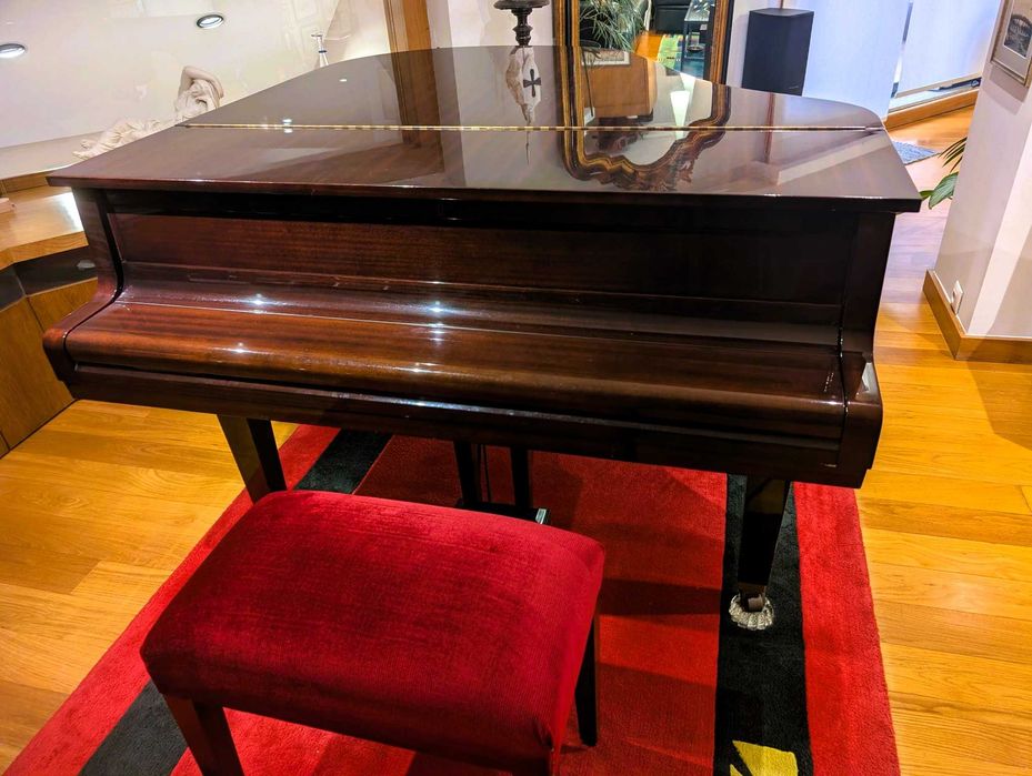 Piano de Cauda Yamaha G1