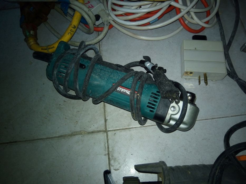 Ferramentas 110V varias extensões e conversor 220/110