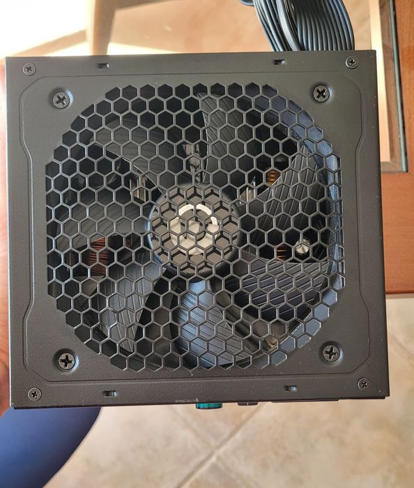 Fonte de Alimentação 650W