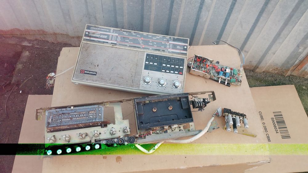 Радянськi комлектуючi до приймача океан 222  маяк