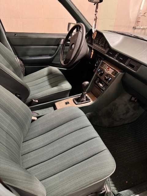Mercedes 124 300D