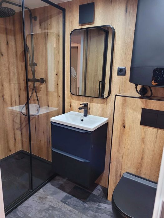 Remonty Lazienek plyty weglowe