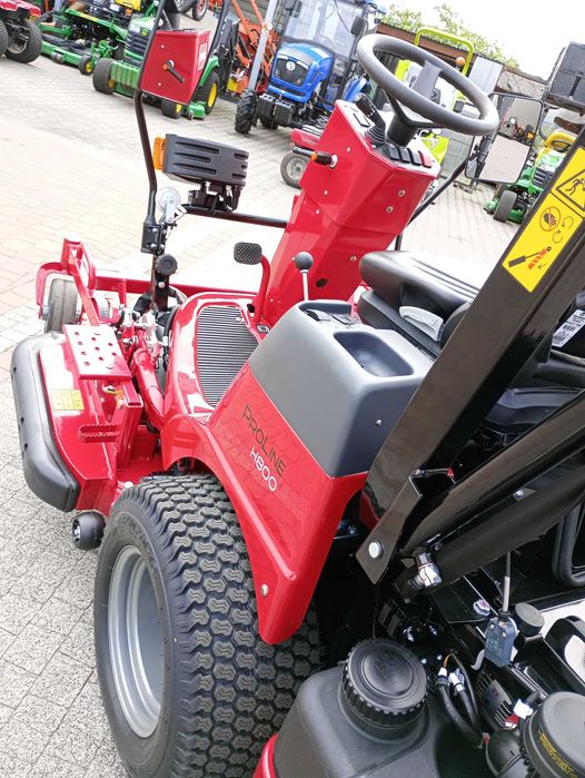 Nowa Profesjonalna kosiarka Toro H800 Górny ,Yanmar diesel Kosz Kubota