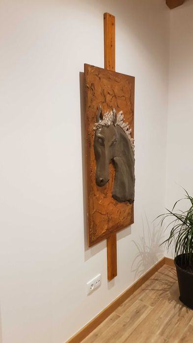 Quadro cavalo em gesso - técnica mista em alto relevo