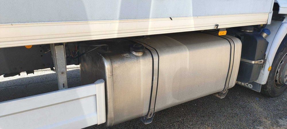 IVECO STRALIS 330 (Usado em bom estado)