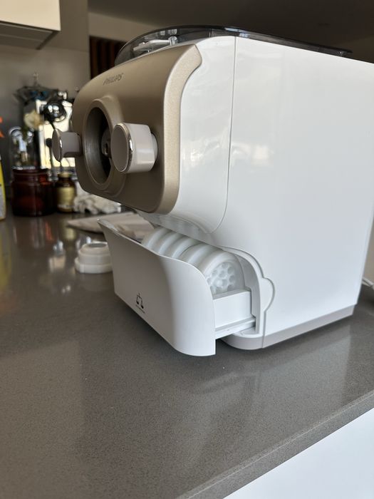 Máquina de Fazer Massa Philips Avance Collection (Como Nova)