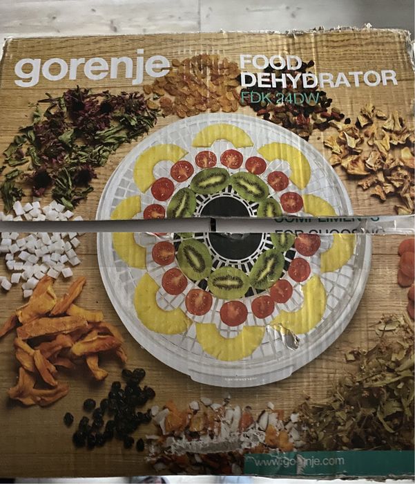 Сушилка Gorenje FDK24DW для фруктів, овочів, риби і мяса
