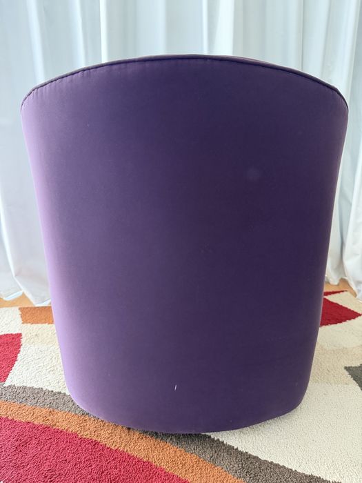 Poltrona/sofá veludo roxo