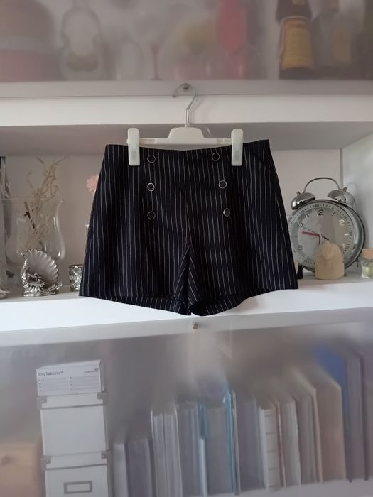 Amisu świetne spodenki damskie L