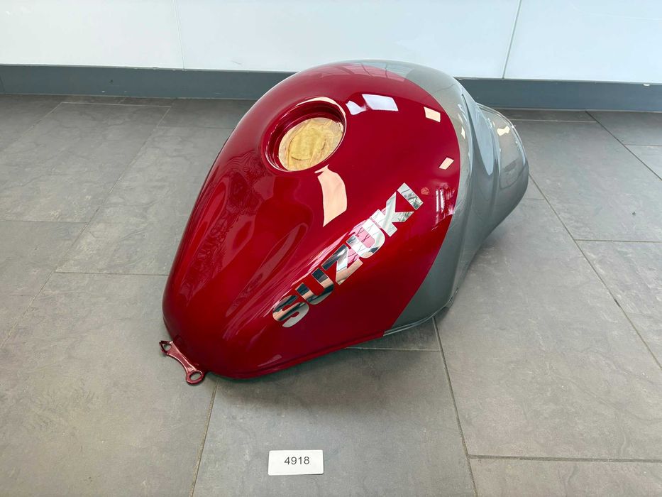 Zbiornik Paliwa Bak Suzulki GSX-R 1300 Hayabusa 1999-07 [4918]