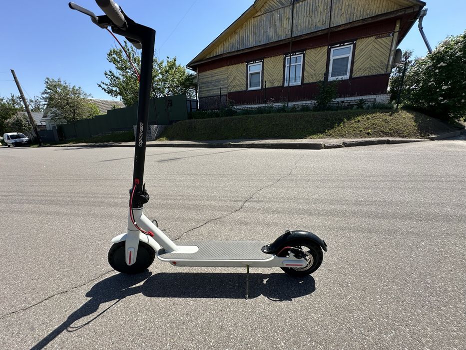 ЕЛЕКТРОСАМОКАТИ Electric Scooter M365 MiniRobot) 500 W 12400 mAh білий