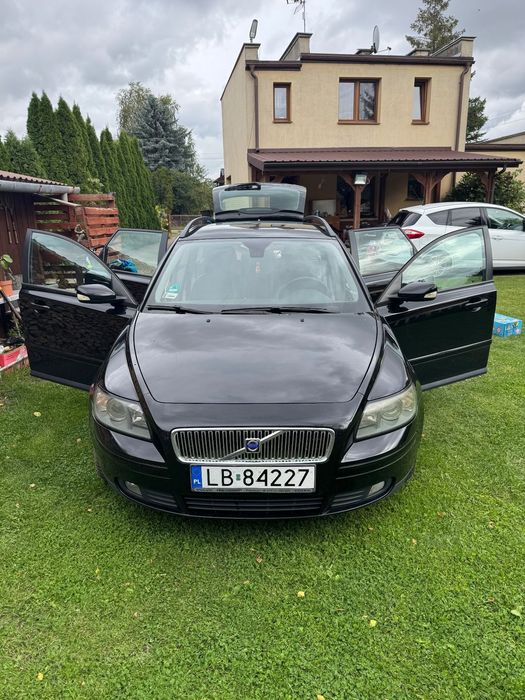 Volvo V50