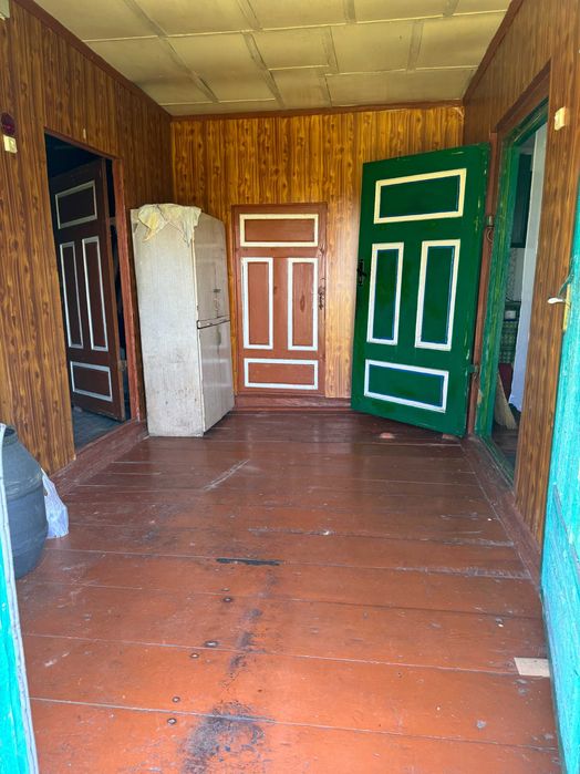 Продам хату в селі Велимче.