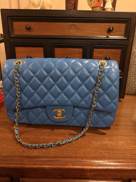 Mala azul acolchoada