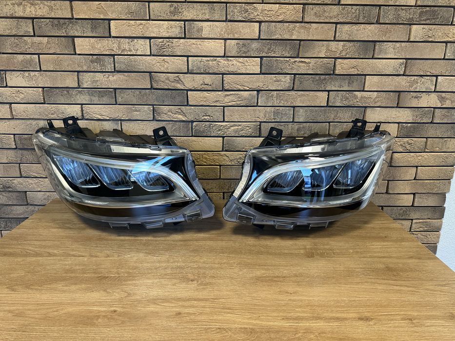 Фари передні Ледові Mercedes Sprinter 907 Спрінтер фара лед