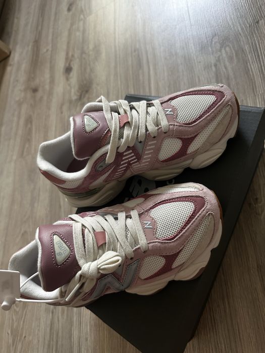New balance 9060
