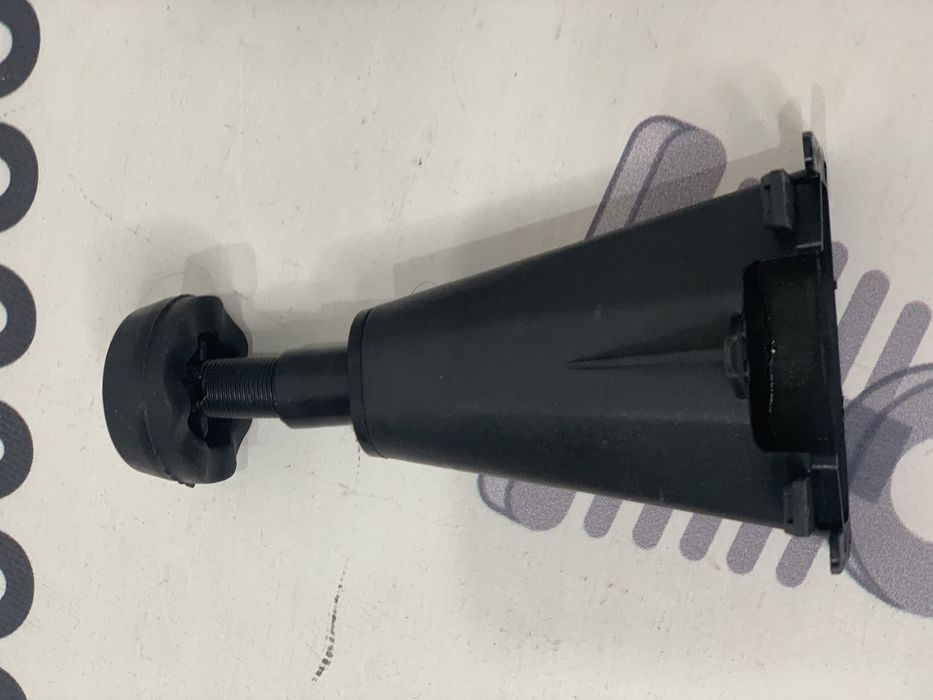 Ford c-max упор капота