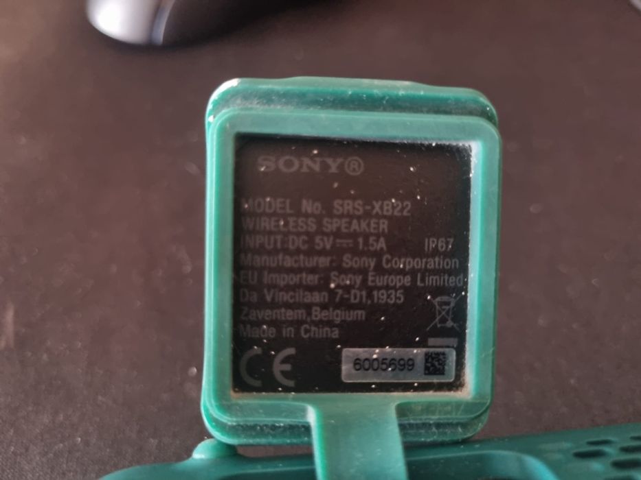 Coluna Portátil Bluetooth Sony SRS-XB22 - Verde