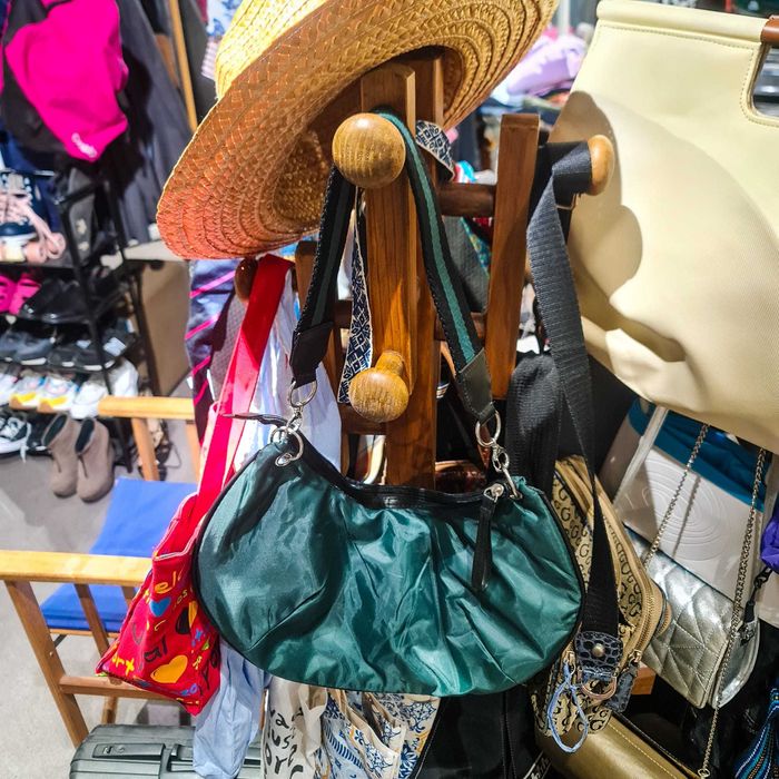 Bolsa Feminina Verde Nylon / Alça Larga Removível