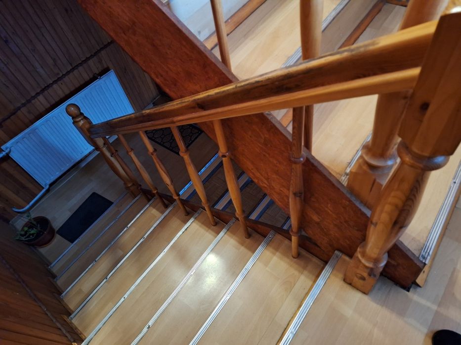 Balustrada drewniana.