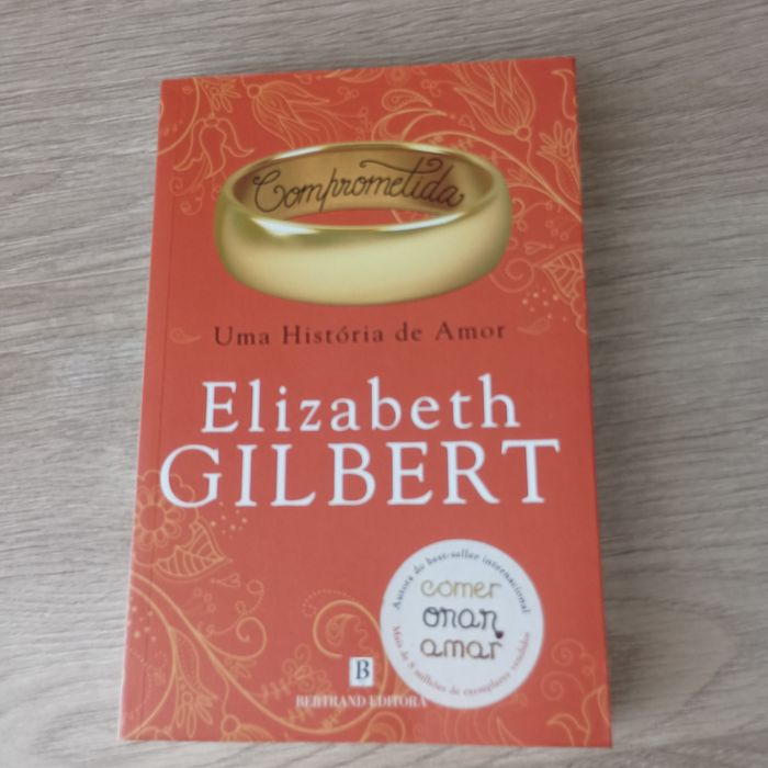 Livro "comprometida"