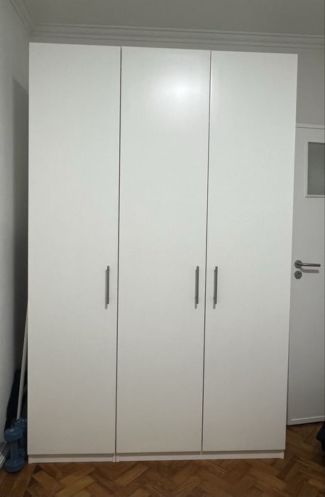 Roupeiro IKEA branco. Negociável