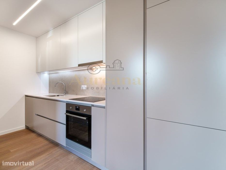 Apartamento T1 Novo em prédio de luxo com Piscina Privada - Fátima
