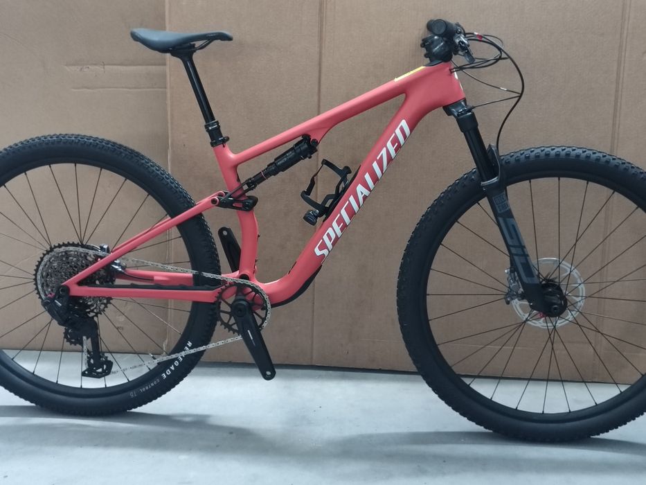 Nova!3199€Specialized Epic 8 Comp  carbono 2026 
( Aceito retomas)
Tamanho M 
Transmissão electrónica